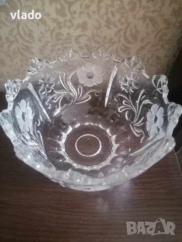 Кристална бомбониера , снимка 4 - Прибори за хранене, готвене и сервиране - 41876436