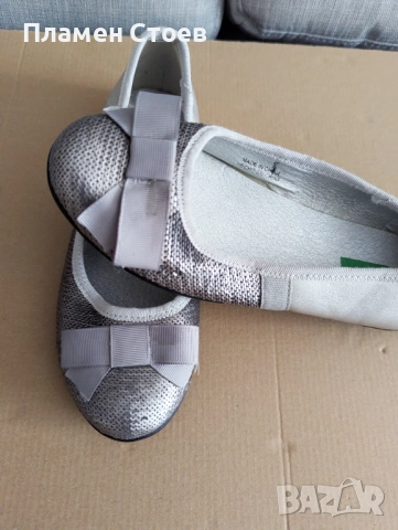 Детски пантофки Benetton, снимка 2 - Детски пантофи - 52079900