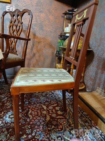 Антична Кухненска маса с 4 стола, снимка 5 - Маси - 53122203