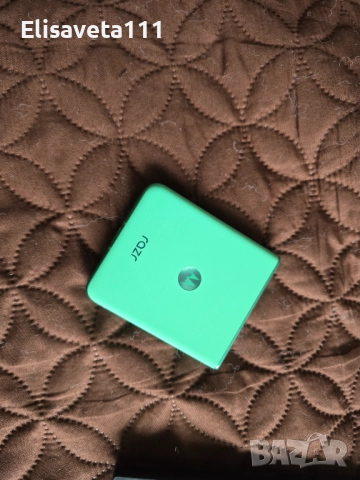 Зелен Motorola RAZR 2025 (RAZR 60) като нов, снимка 6 - Motorola - 52639195