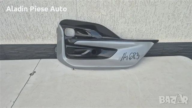 Дясна прожекторна решетка предна броня Ford Kuga година 2022 2023 2024 2025 код LV4B17C754S 