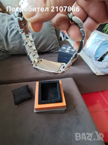 Часовник Baume et mercier , снимка 5 - Луксозни - 50143626