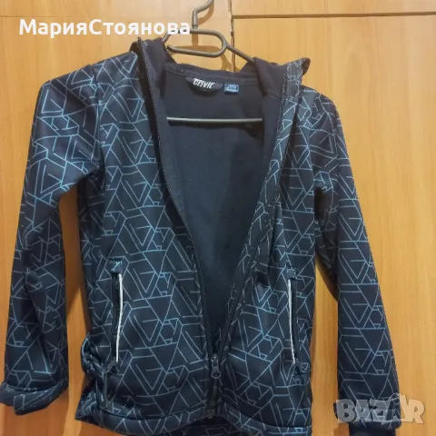 3 броя якета за момчета 