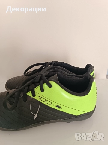 детски футболни обувки бутонки номер 33 и 35