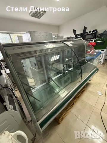 Сладкарска хладилна витрина 2 метра/4 нива