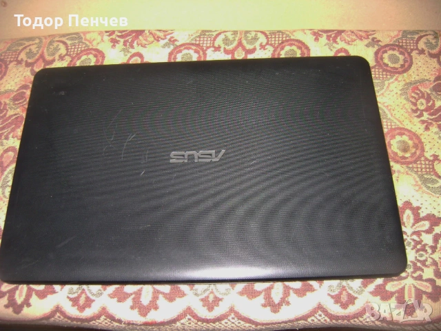 Asus R752L - 17 инча, Core i3 5 Gen, 12 GB RAM, 500 GB HDD, снимка 9 - Лаптопи за дома - 53398890