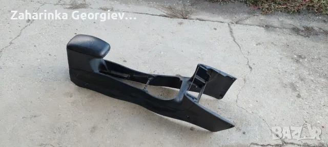 Продавам панел за между седалките за Opel Vectra b 2000 г. 2.0 DTI (101 коня), снимка 3 - Части - 48974083