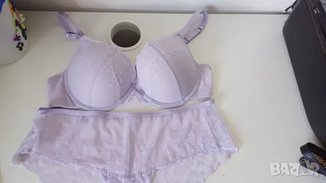 Комплект Triumph 85 B / M, снимка 3 - Бельо - 50430915