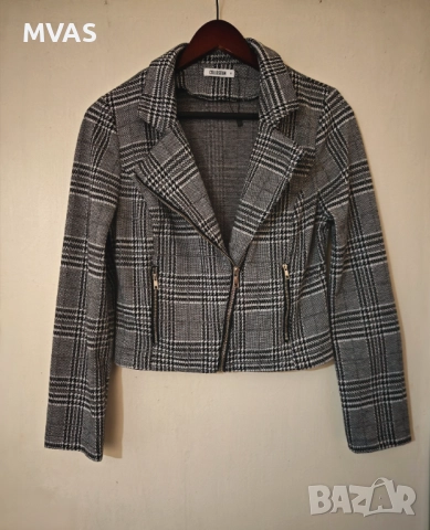 Ново дамско есенно яке от плат S размер сиво черно каре
