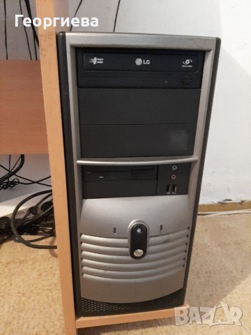 Продавам настолен компютър с колони камера мишка клавиатура, снимка 4 - За дома - 40297625