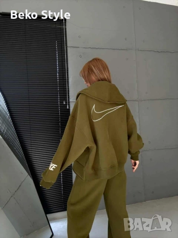 Ватиран дамски екип Nike в 3 цвята, снимка 6 - Спортни екипи - 52218623