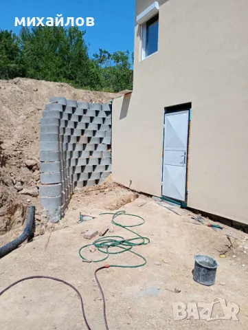 Подпорна стена с кашпи, снимка 2 - Строителни материали - 49224979