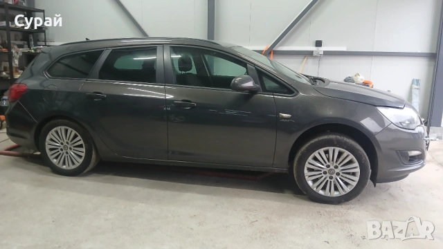 Опел Астра  1.6 136к.с , снимка 9 - Автомобили и джипове - 53511183