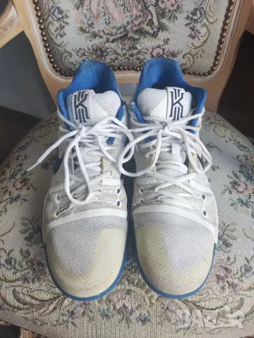 баскетболни маратонки Nike Kyrie 3 Duke Brotherhood, снимка 2 - Маратонки - 50276102