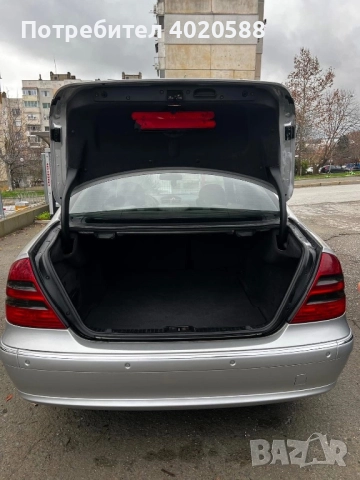 Mercedes-Benz E-Class W211 3.2 CDI Avantgarde, снимка 6 - Автомобили и джипове - 52622494
