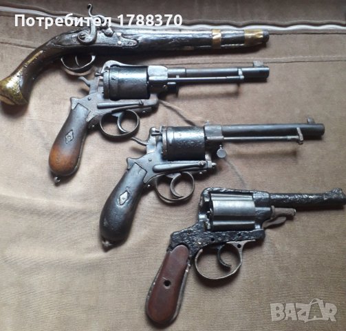 Стари револвери пистолети лот, снимка 1