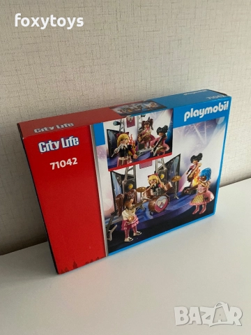 Playmobil City Life 71042 - Музикална група, снимка 6 - Конструктори - 46281766