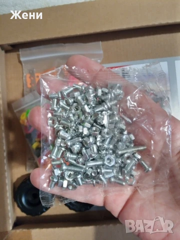 Truck Метален конструктор Камион 309 части , снимка 9 - Конструктори - 51233481