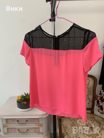 Дамска тениска в размер S, снимка 3 - Тениски - 44687380