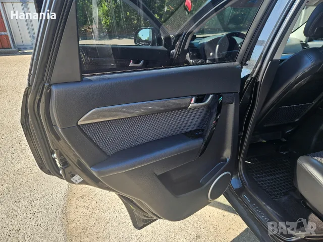 Chevrolet Captiva 2.4 (2009г) 4х4, 7 места - бензин/газ, снимка 9 - Автомобили и джипове - 55854219