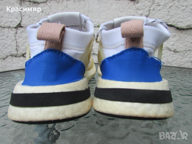 Дамски маратонки Adidas Arkyn, снимка 5 - Маратонки - 51883861