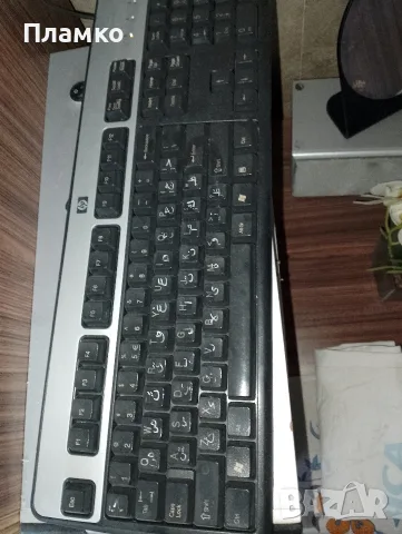 Продавам офис компютър HP, снимка 3 - Работни компютри - 56241805