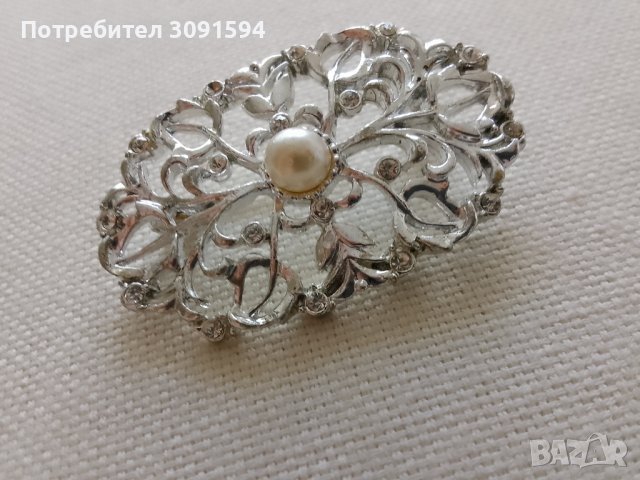 Брошка в стил Арт Нуво