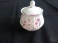 Порцеланова захарница , снимка 1