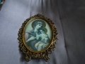 Икона на Дева Мария с младенеца от Чекотоинският манастир в Калугерово от соца осветена 222х155мм , снимка 1 - Икони - 39349433
