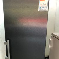 Ком.хладилник:Либхер-вис:1,85см,тъмно сив мат,тъч скрин дисплей,комплектен,нов внос,нов модел,, снимка 2 - Хладилници - 41996832