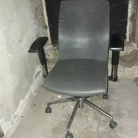 Здрав и устойчив офисен стол без дефекти , снимка 1 - Други стоки за дома - 38501082