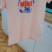 Nike дамска  тениска , снимка 1 - Тениски - 41310443