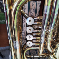 Music Mayer Landau Bb-Tuba 4RV /Germany/ - Брас Б-Туба 4/4 с мек професионален калъф, снимка 5 - Духови инструменти - 44840842