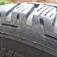 Отлични 4 зимни гуми с метални обновени джанти 215/60/16, снимка 5 - Гуми и джанти - 44700347
