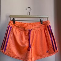 Оригинални спортни панталонки Adidas, снимка 1 - Къси панталони и бермуди - 39751575