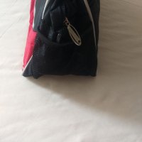 Спортна чанта, снимка 2 - Чанти - 40955252