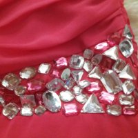 Рокля по тялото в наситен розов цвят със сребристи и розови камъни , снимка 4 - Рокли - 41417549
