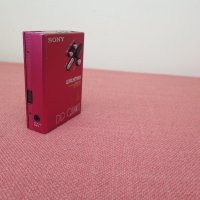 Sony walkman quartz WM-DD3 Red,1989г, снимка 13 - Радиокасетофони, транзистори - 41444996