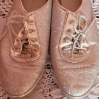 Дамски обувки и сандали, снимка 10 - Дамски ежедневни обувки - 40709685