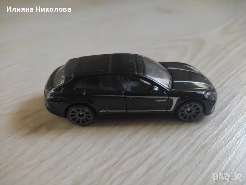 Метална количка Hot Wheels -Porsche Panamera Turbo S E-Hybrid Sport Turismo, снимка 1