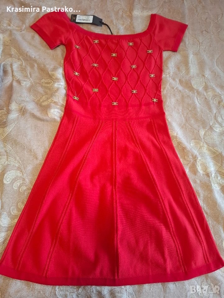 Червена рокля, снимка 1