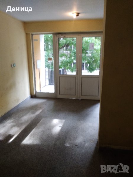 2 стаен апартамент топ център, снимка 1