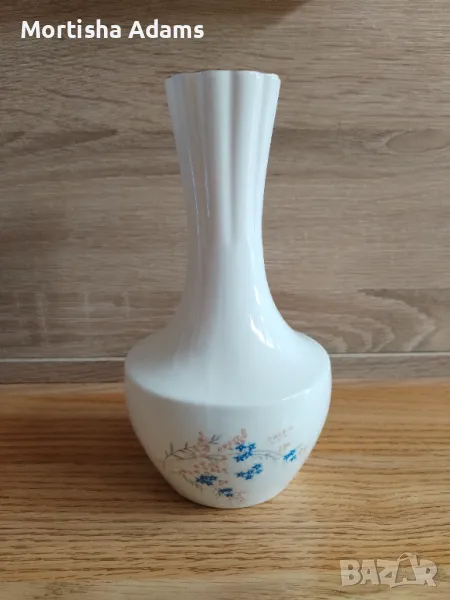 Вазичка, видински костен порцелан , снимка 1