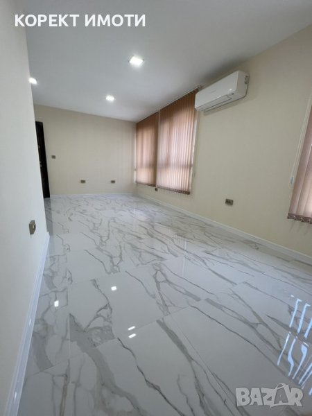 ПРОДАВА ОФИС в ЦЕНТЪР на гр. Шумен, снимка 1