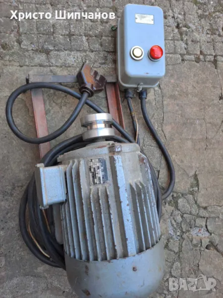 Електродвигател Трифазен, снимка 1