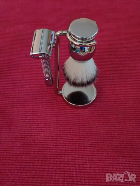 Сребрист комплект за бръснене TRENDHIM. , снимка 1
