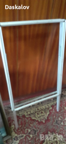 Продавам рекламна алуминиева пирамида., снимка 1