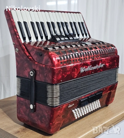 Акордеон Weltmeister Meteor , снимка 3 - Акордеони - 53227781