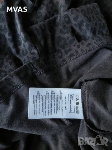 Нова дамска блуза  с дълъг ръкав с етикет XS размер , снимка 3 - Блузи с дълъг ръкав и пуловери - 53146458