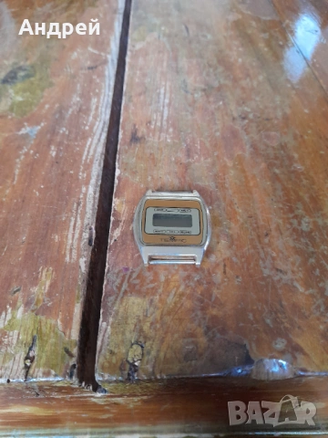 Стар електронен часовник Tempic